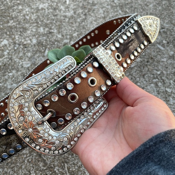 Blazin Roxx | Camouflage Western Rhinestone Bling Belt - Picture 2 of 9